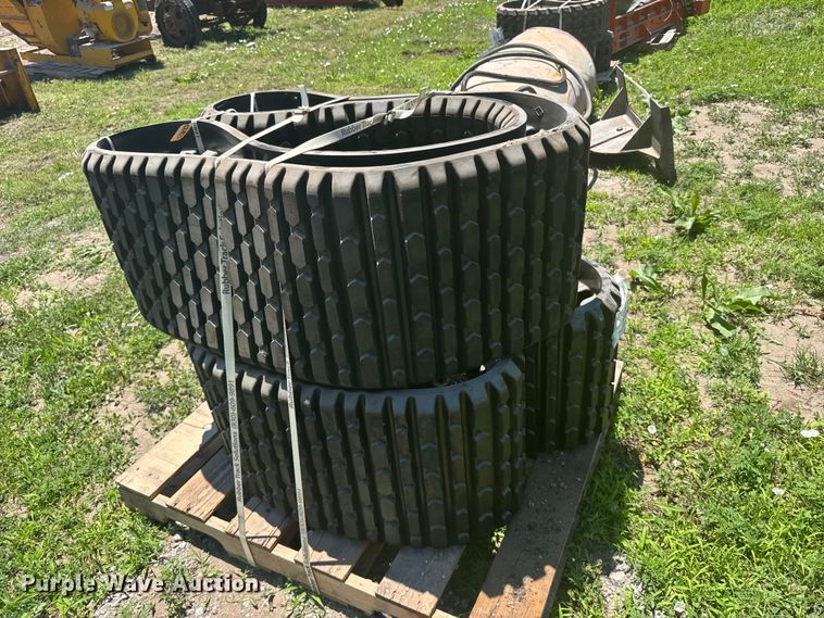 image for item EW4846 Rubber track solutions tracks