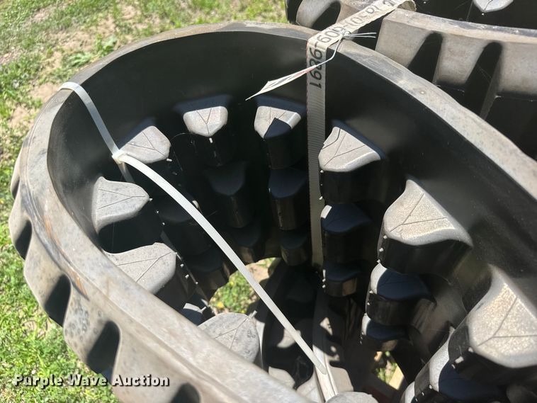 image for item EW4846 Rubber track solutions tracks