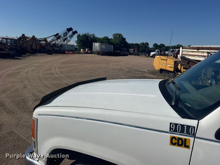 image for item EW4857 1991 GMC Sierra 3500 flatbed pickup truck