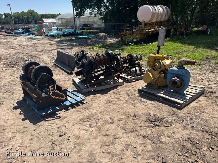 image for item EW4858 (3) hydraulic winches
