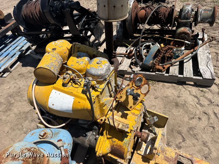 image for item EW4858 (3) hydraulic winches