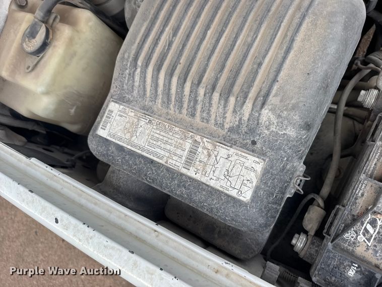 image for item EW4859 1996 GMC Sierra 3500 utility bed pickup truck