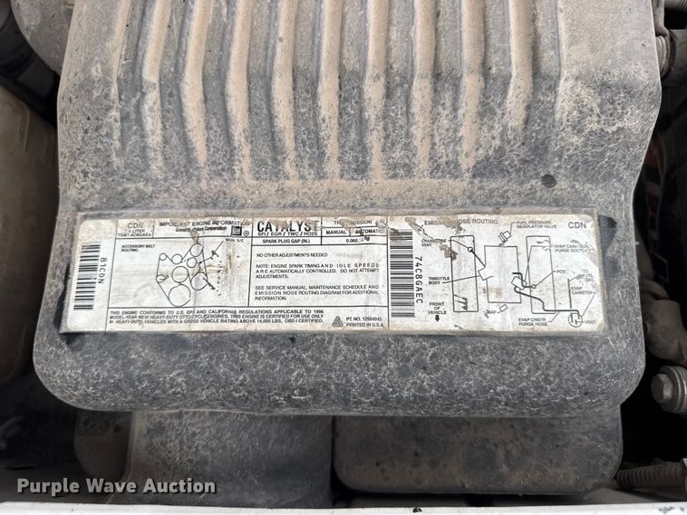 image for item EW4859 1996 GMC Sierra 3500 utility bed pickup truck
