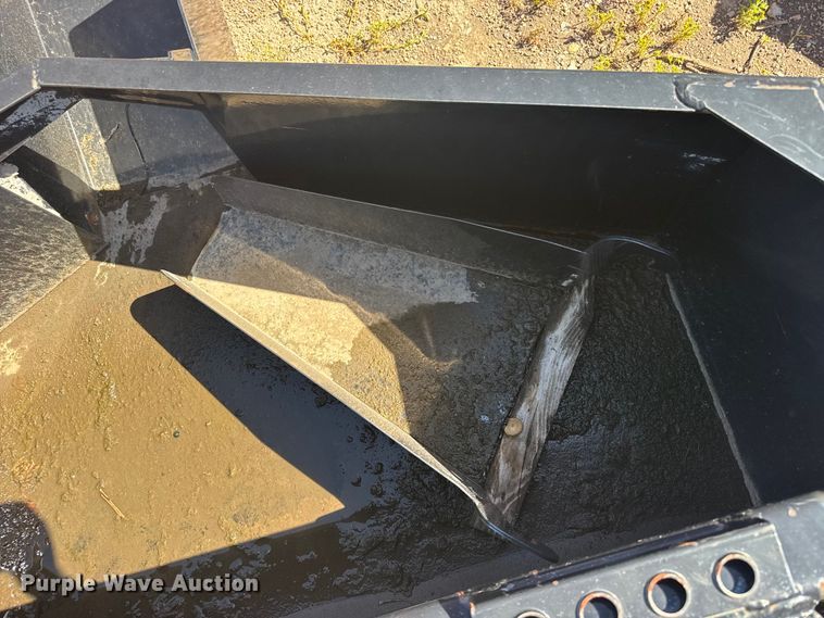image for item EW4861 Quick attach skid steer concrete bucket