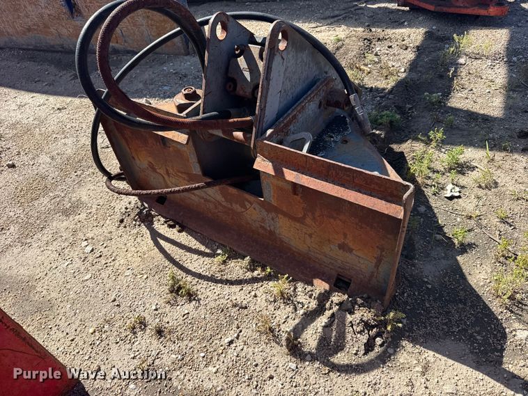 image for item EW4862 Bobcat skid steer breaker