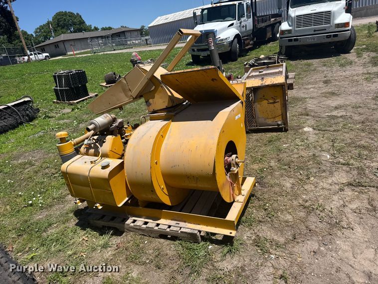 image for item EW4865 Reinco TM7-30 straw blower