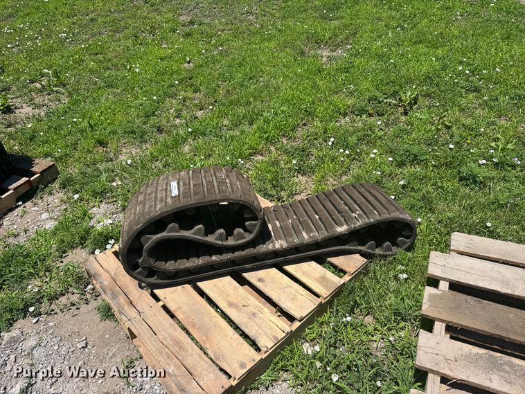image for item EW4866 Track