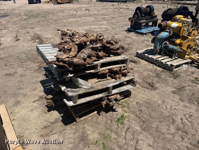 image for item EW4870 (3) trencher chains