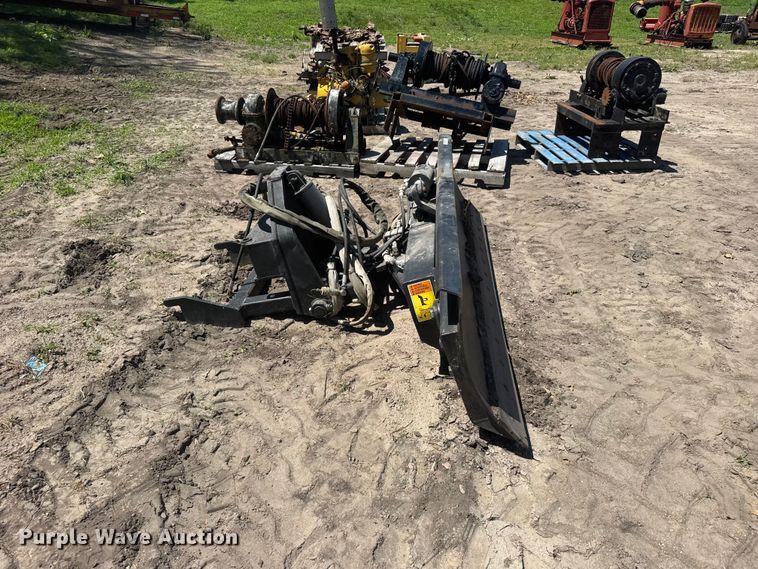 image for item EW4871 skid steer dozer blade