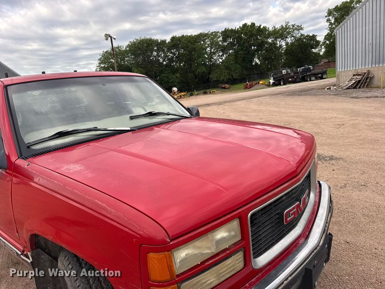 image for item EW4872 1999 GMC Sierra 2500 Ext. Cab pickup truck