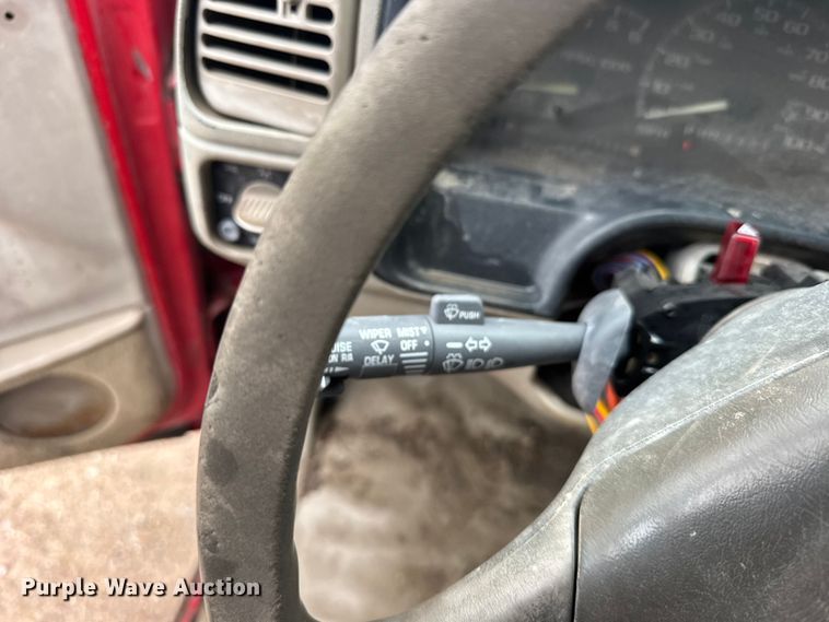 image for item EW4872 1999 GMC Sierra 2500 Ext. Cab pickup truck