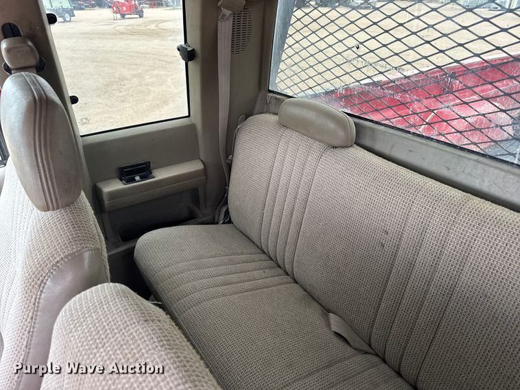 image for item EW4872 1999 GMC Sierra 2500 Ext. Cab pickup truck