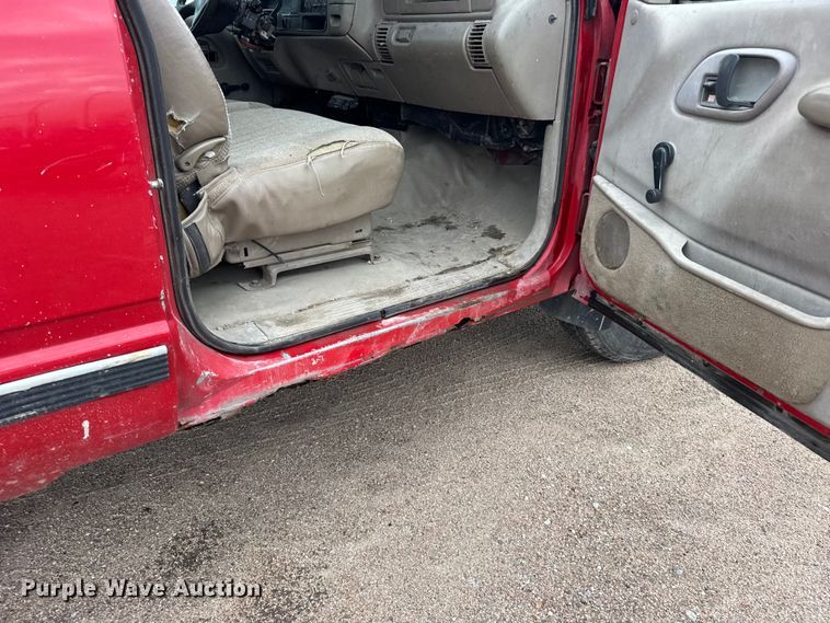image for item EW4872 1999 GMC Sierra 2500 Ext. Cab pickup truck