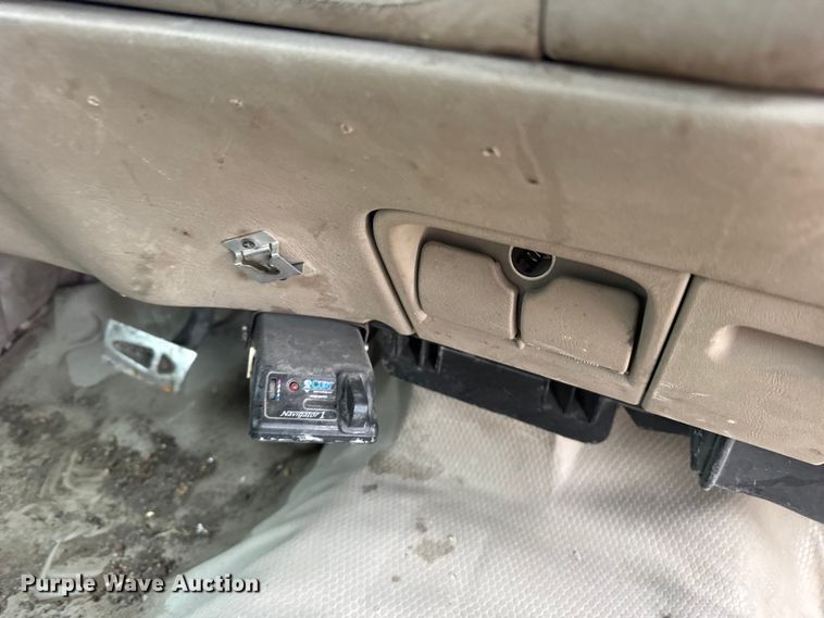 image for item EW4872 1999 GMC Sierra 2500 Ext. Cab pickup truck