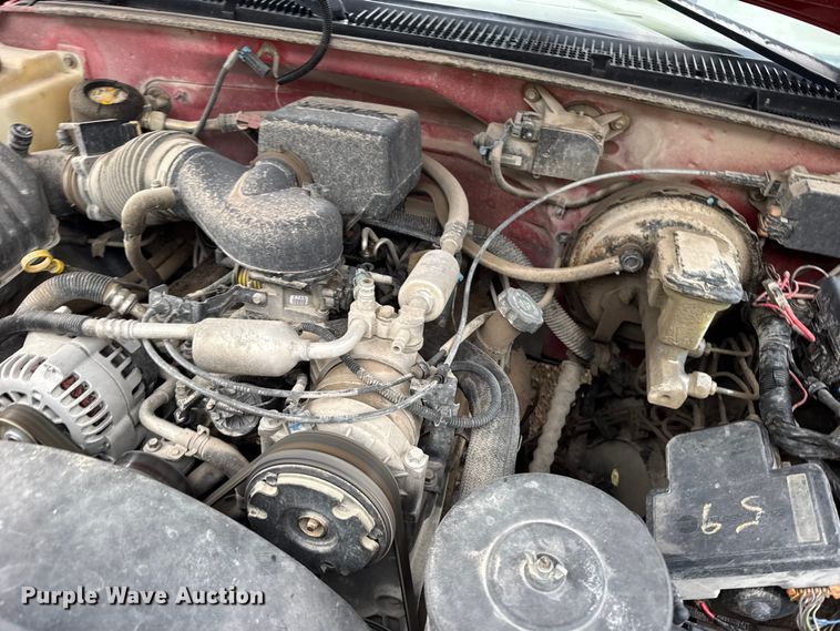 image for item EW4872 1999 GMC Sierra 2500 Ext. Cab pickup truck