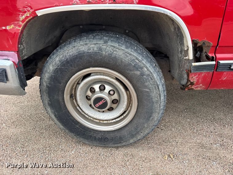 image for item EW4872 1999 GMC Sierra 2500 Ext. Cab pickup truck