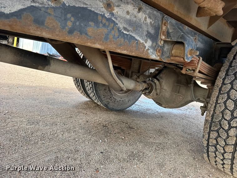 image for item EW4873 1999 GMC 6500 dump flatbed truck