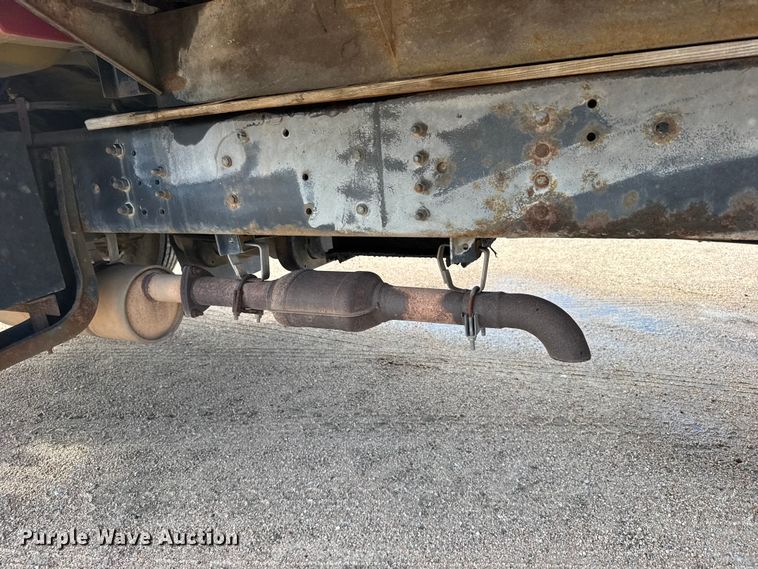 image for item EW4873 1999 GMC 6500 dump flatbed truck