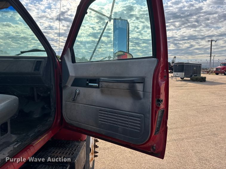 image for item EW4873 1999 GMC 6500 dump flatbed truck