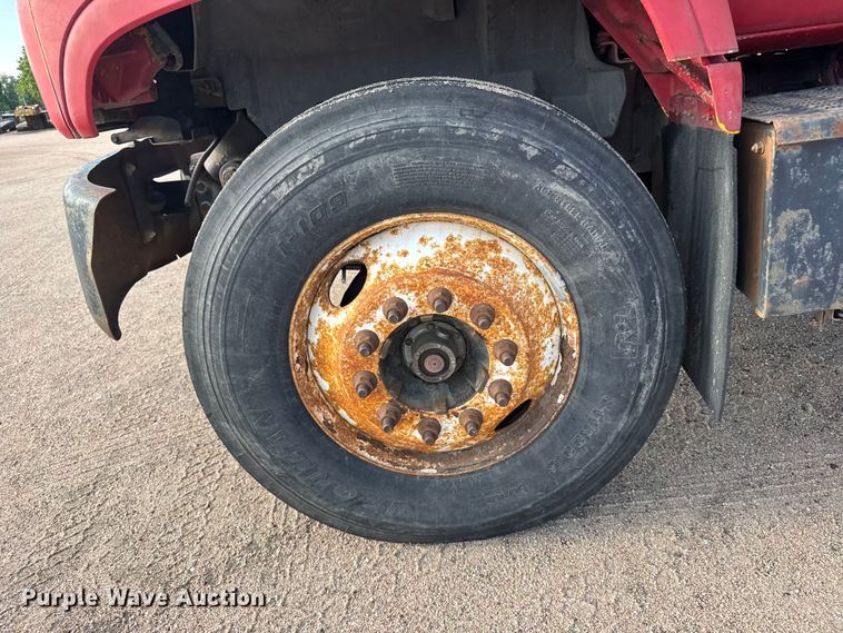 image for item EW4873 1999 GMC 6500 dump flatbed truck