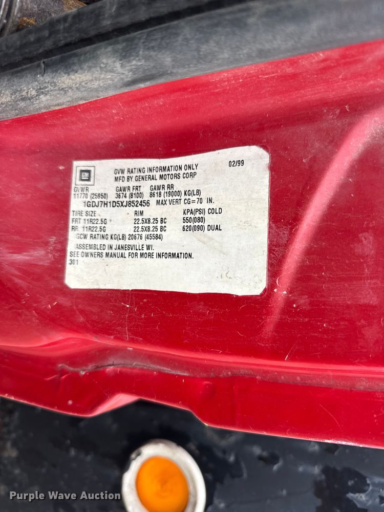 image for item EW4873 1999 GMC 6500 dump flatbed truck