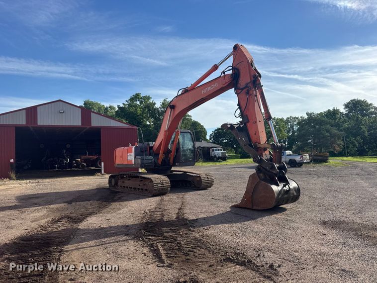 image for item EW4902 2007 Hitachi ZX240LC-3 excavator