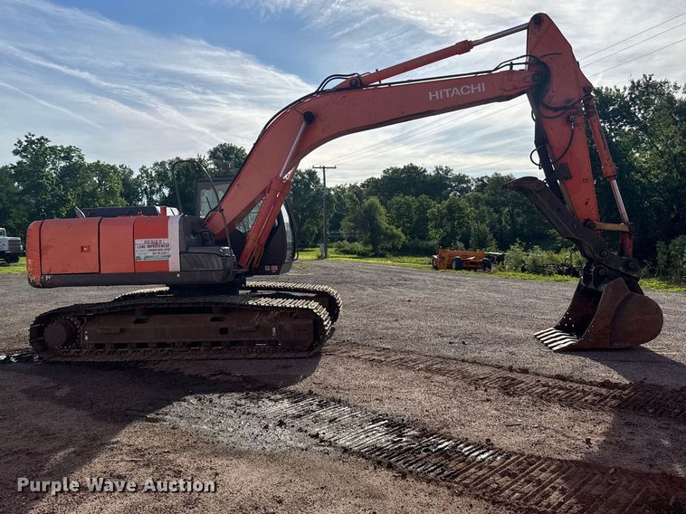image for item EW4902 2007 Hitachi ZX240LC-3 excavator