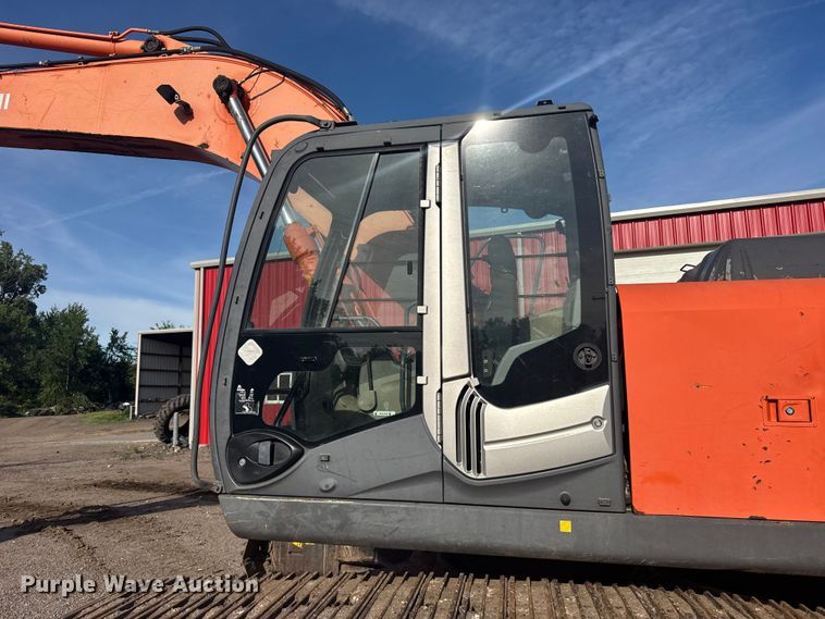 image for item EW4902 2007 Hitachi ZX240LC-3 excavator