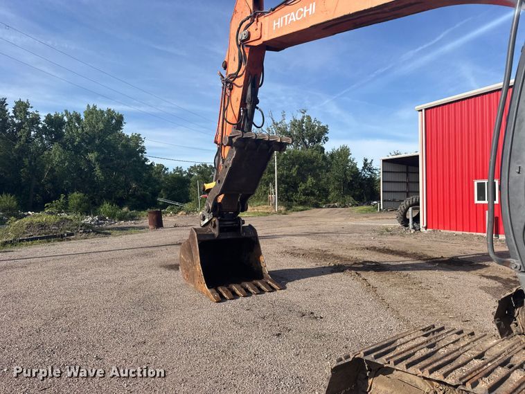 image for item EW4902 2007 Hitachi ZX240LC-3 excavator