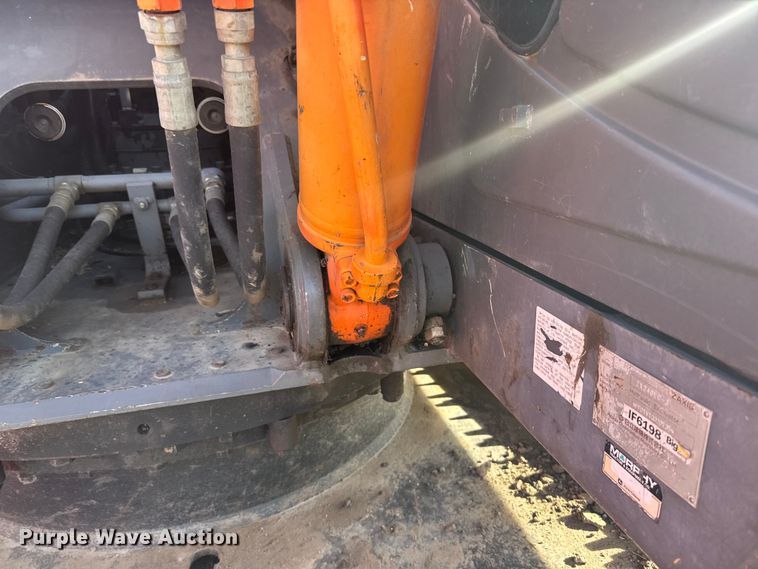 image for item EW4902 2007 Hitachi ZX240LC-3 excavator