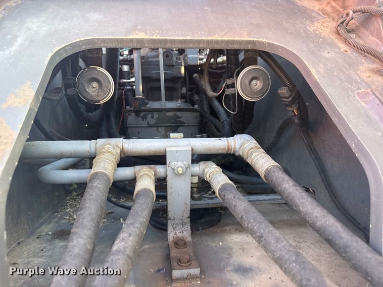image for item EW4902 2007 Hitachi ZX240LC-3 excavator