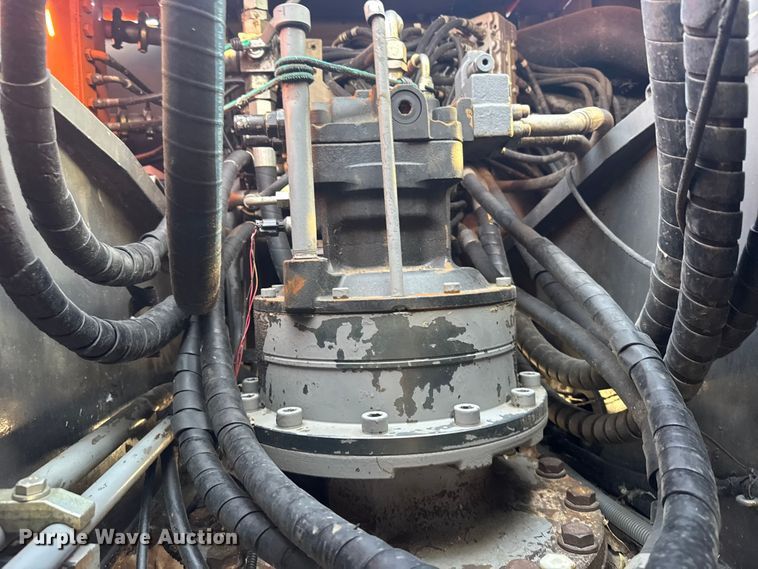 image for item EW4902 2007 Hitachi ZX240LC-3 excavator