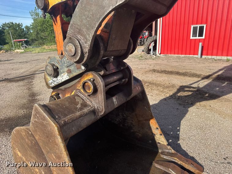 image for item EW4902 2007 Hitachi ZX240LC-3 excavator
