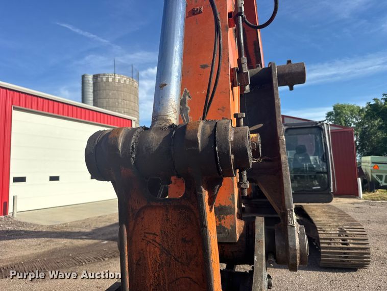 image for item EW4902 2007 Hitachi ZX240LC-3 excavator