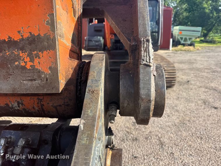 image for item EW4902 2007 Hitachi ZX240LC-3 excavator
