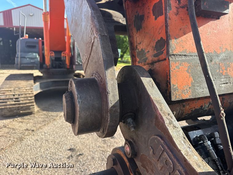 image for item EW4902 2007 Hitachi ZX240LC-3 excavator