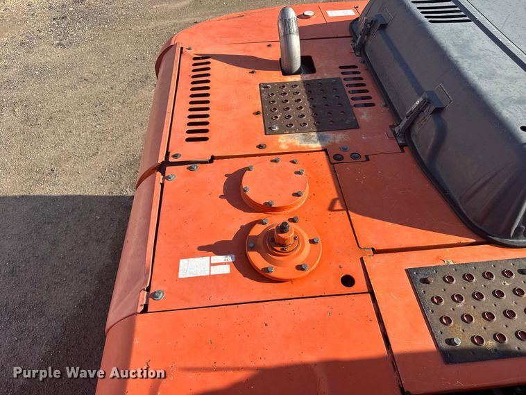 image for item EW4902 2007 Hitachi ZX240LC-3 excavator