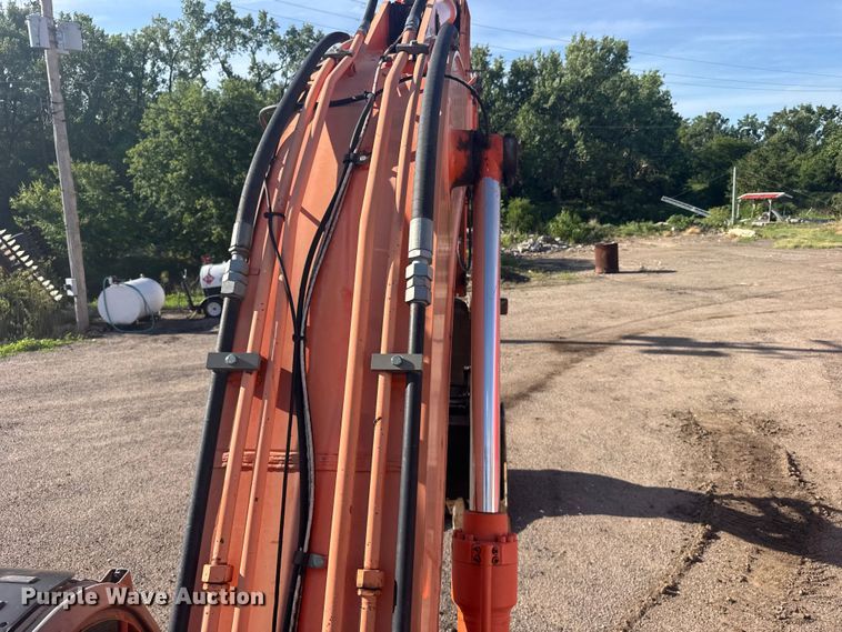 image for item EW4902 2007 Hitachi ZX240LC-3 excavator