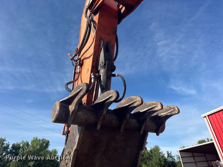 image for item EW4902 2007 Hitachi ZX240LC-3 excavator