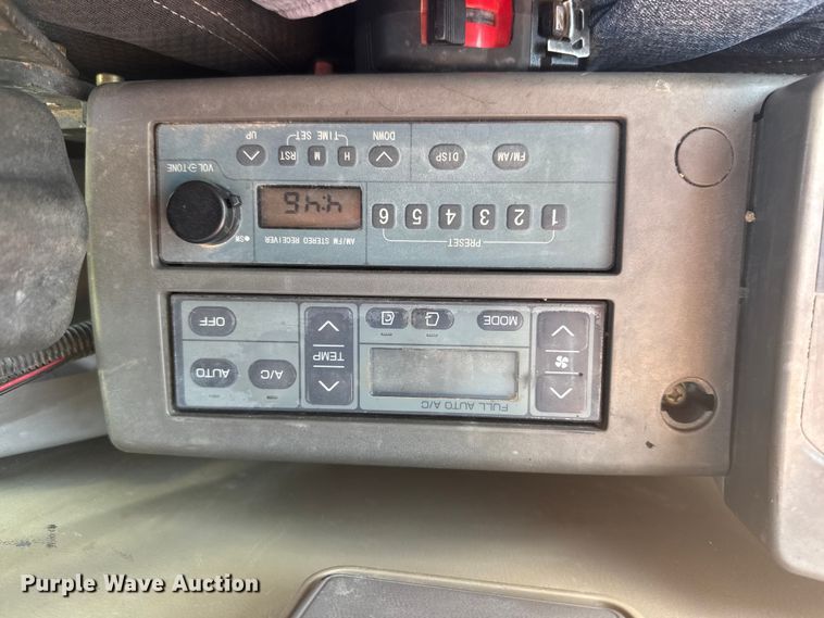 image for item EW4902 2007 Hitachi ZX240LC-3 excavator