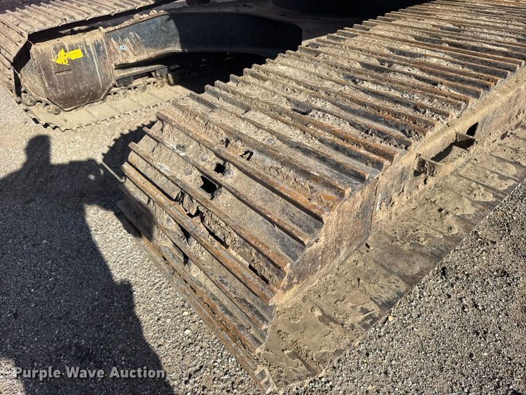 image for item EW4902 2007 Hitachi ZX240LC-3 excavator