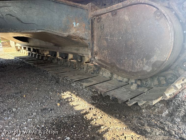 image for item EW4902 2007 Hitachi ZX240LC-3 excavator