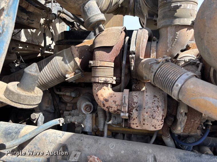 image for item FB3270 2005 Kenworth T800 ready mix truck