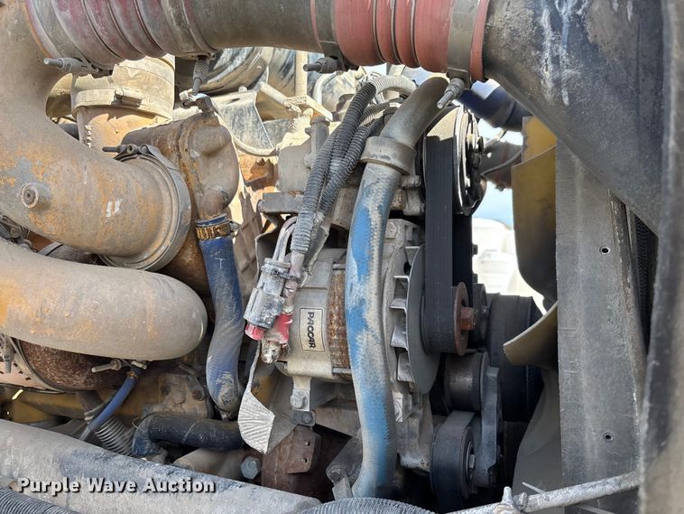 image for item FB3270 2005 Kenworth T800 ready mix truck