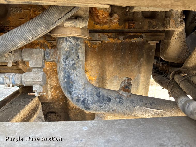 image for item FB3270 2005 Kenworth T800 ready mix truck