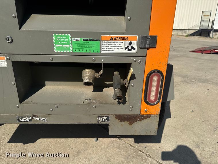 image for item FB5718 Sullivan Palatek D375H air compressor