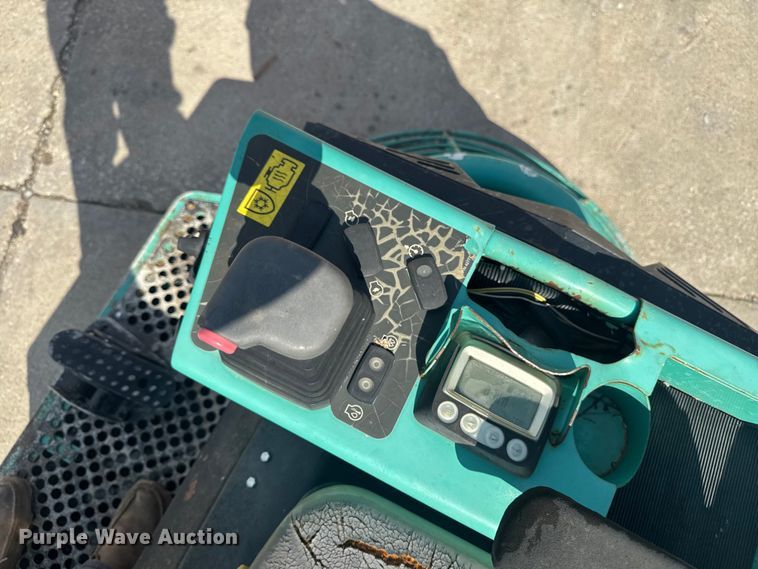 image for item FB5719 2019 Mulitquip HTX6H power trowel