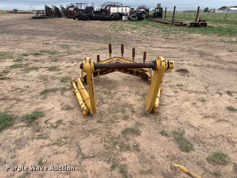 image for item FB6776 Motor grader scarifier attachment