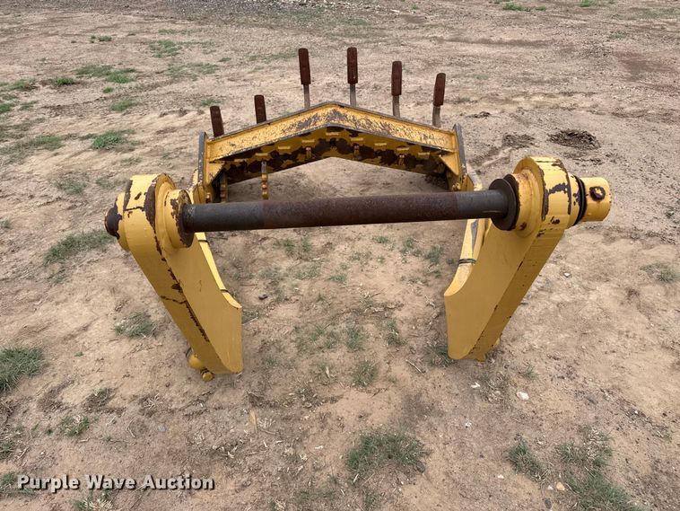 image for item FB6776 Motor grader scarifier attachment