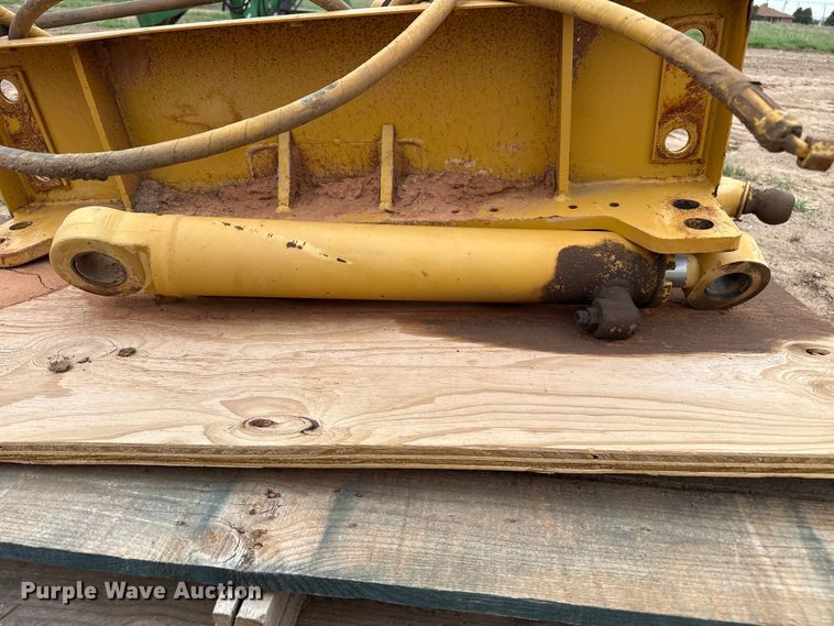 image for item FB6776 Motor grader scarifier attachment